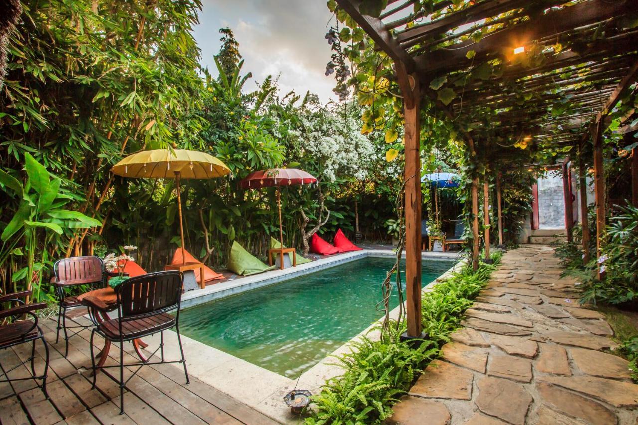 Bening Hut And Spa Seminyak  Exterior photo